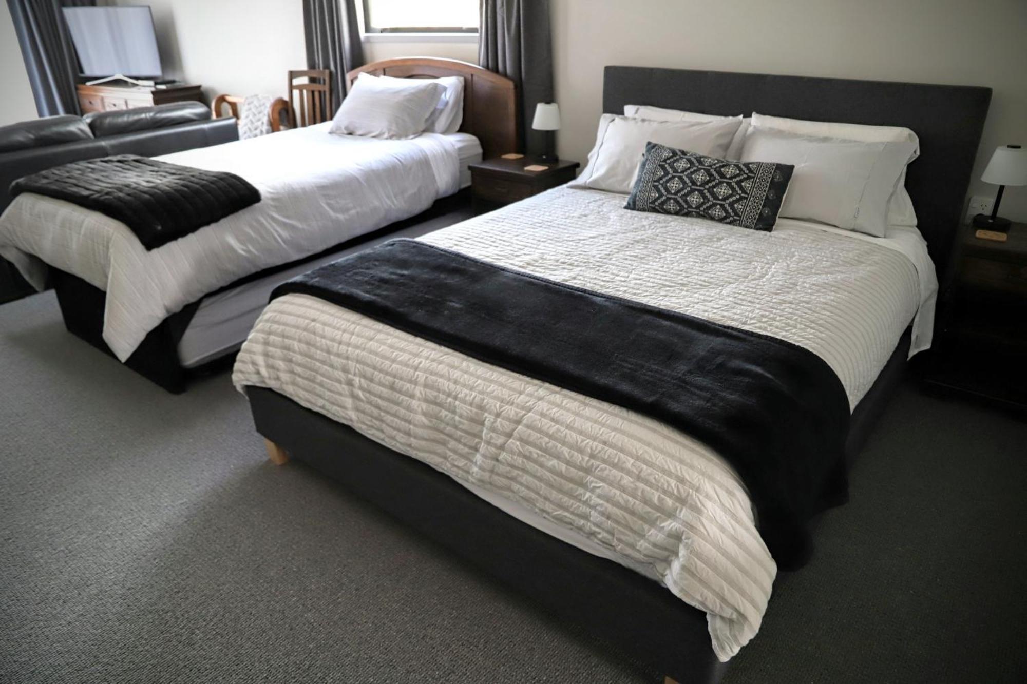 Catnap Cottage, Newly Renovated Manapouri Exteriér fotografie